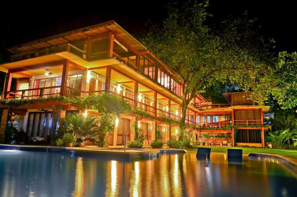 Punta Bulata White Beach Resort & Spa Cauayan  Екстериор снимка