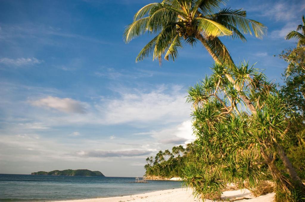 Punta Bulata White Beach Resort & Spa Cauayan  Екстериор снимка
