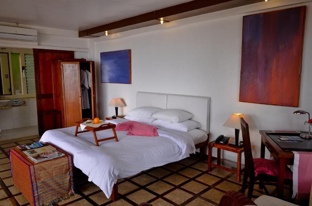 Punta Bulata White Beach Resort & Spa Cauayan  Стая снимка