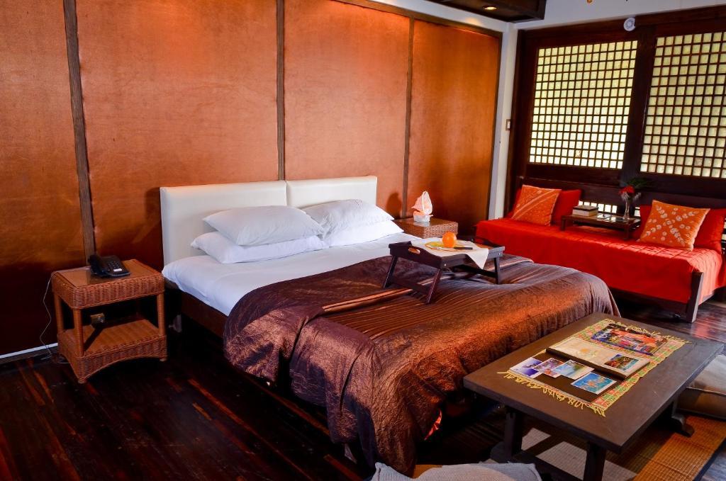 Punta Bulata White Beach Resort & Spa Cauayan  Стая снимка
